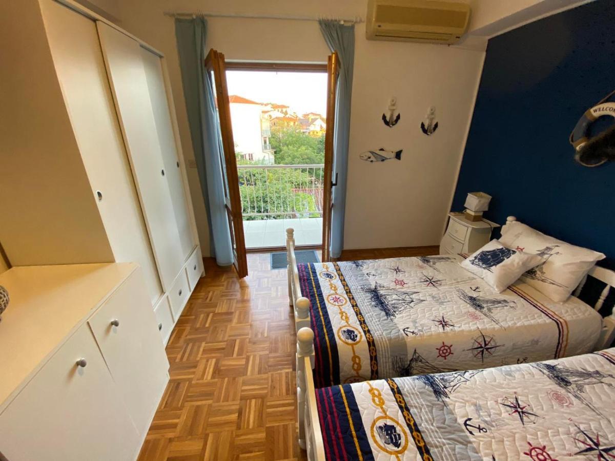 Donna Dervis Lägenhet Herceg Novi Exteriör bild