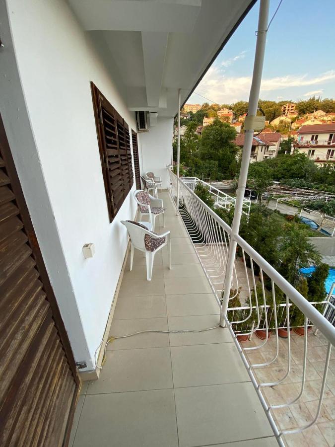 Donna Dervis Lägenhet Herceg Novi Exteriör bild
