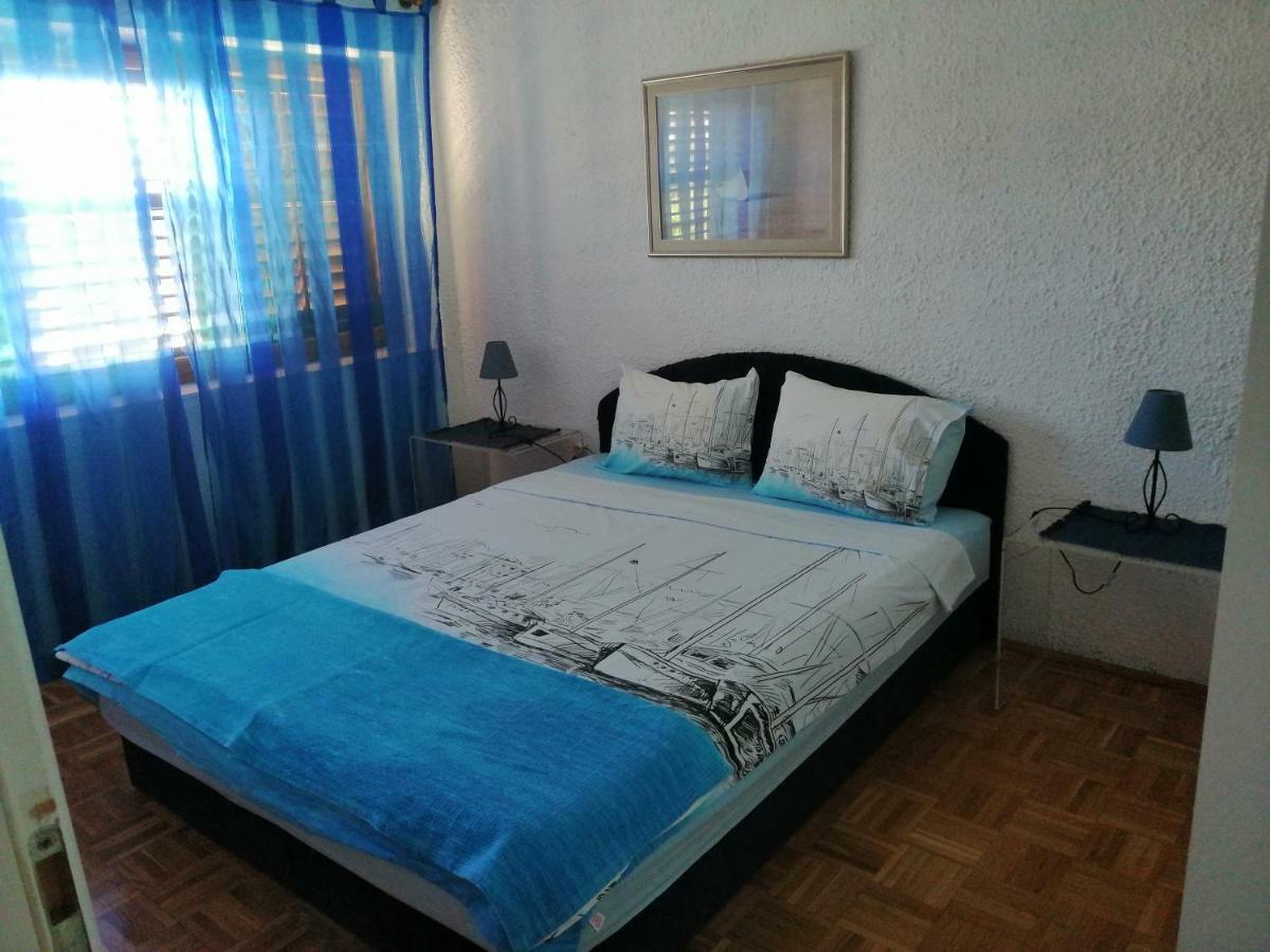 Donna Dervis Lägenhet Herceg Novi Exteriör bild